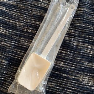 Pampered Chef Small Mix ‘N Scraper